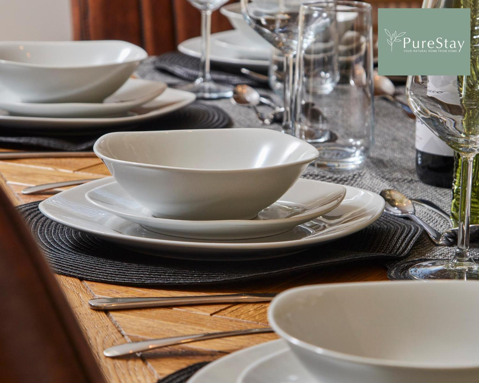 Superb House Manchester Near Etihad With Free Parking Sleeps 8 Экстерьер фото