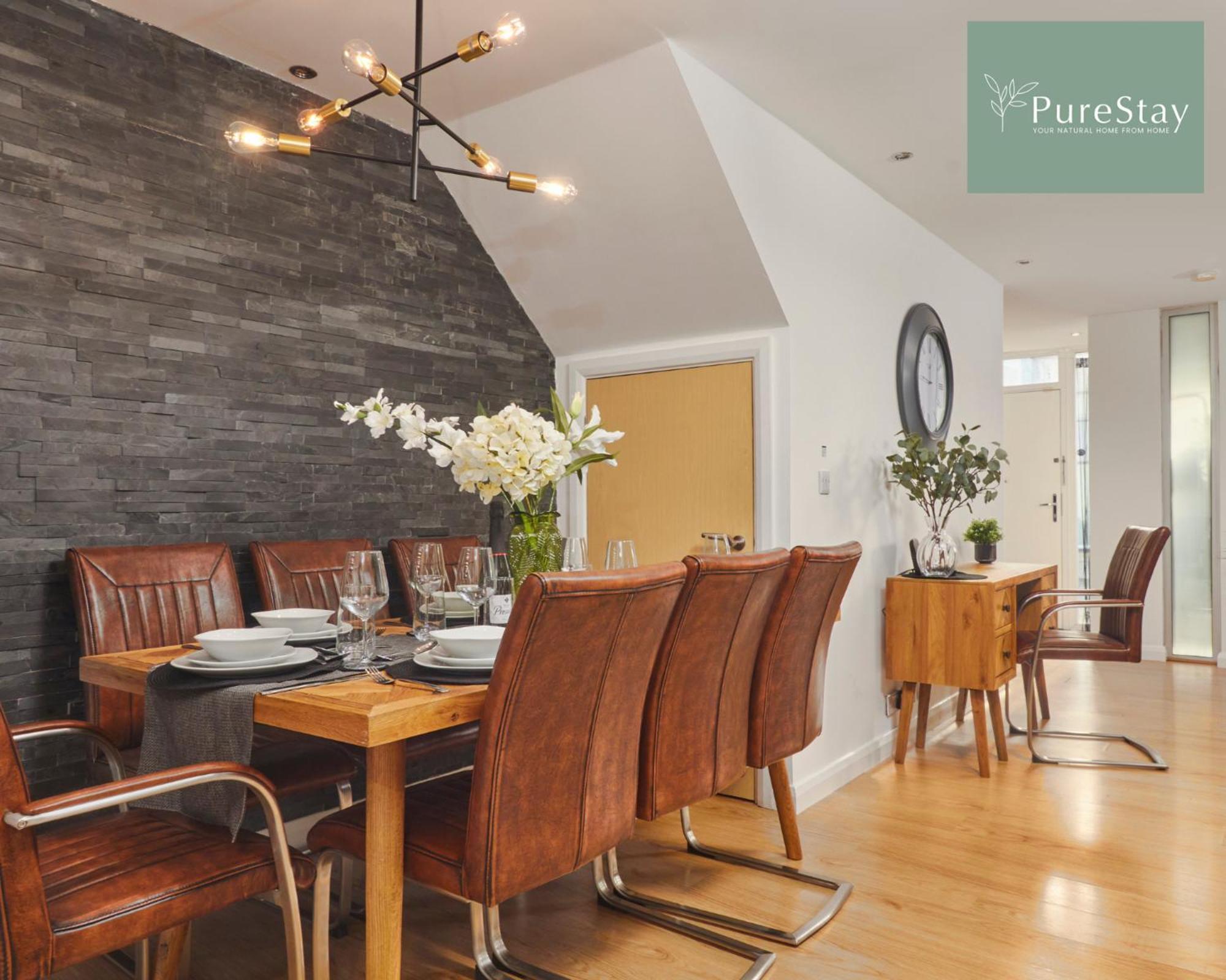 Superb House Manchester Near Etihad With Free Parking Sleeps 8 Экстерьер фото
