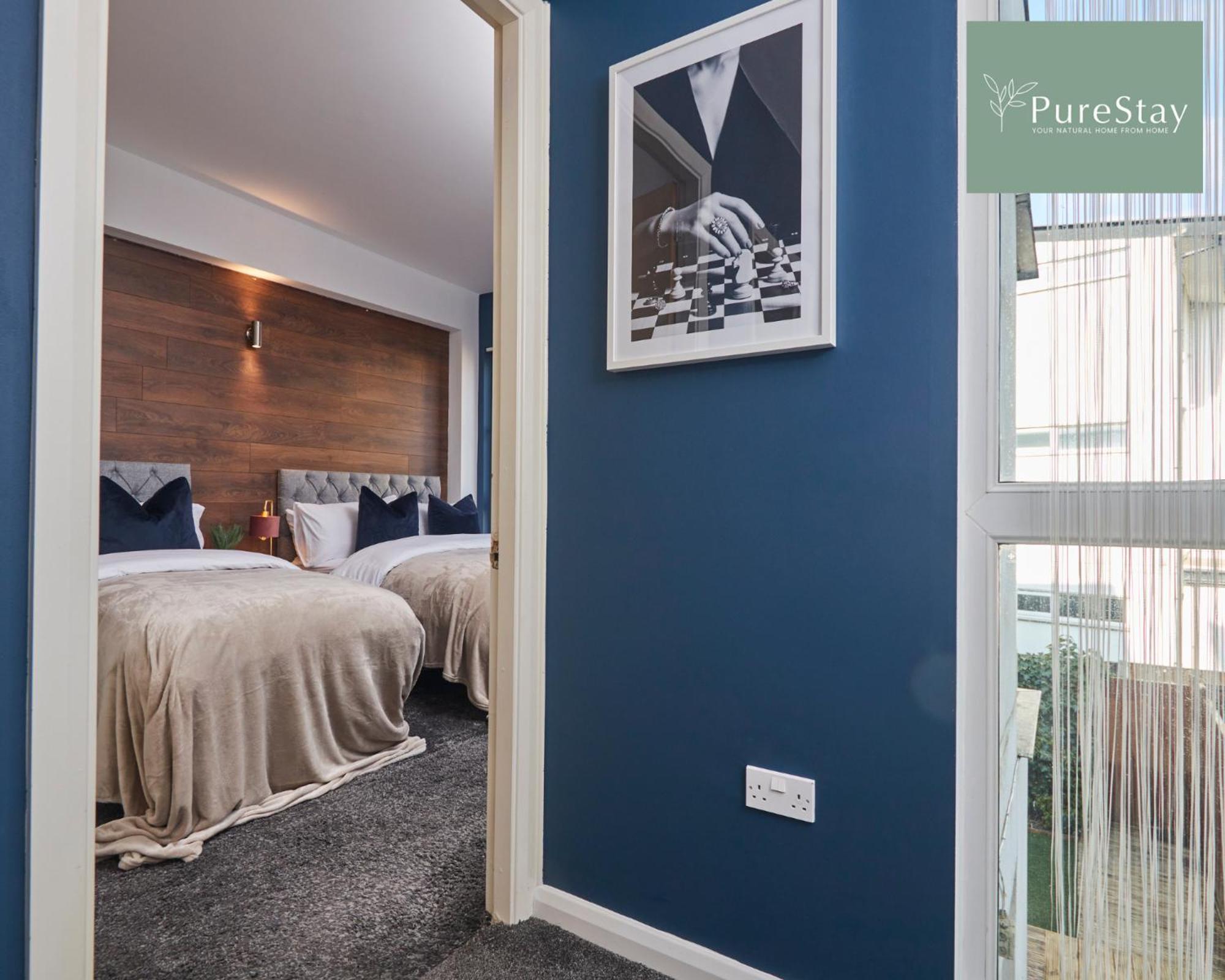 Superb House Manchester Near Etihad With Free Parking Sleeps 8 Экстерьер фото