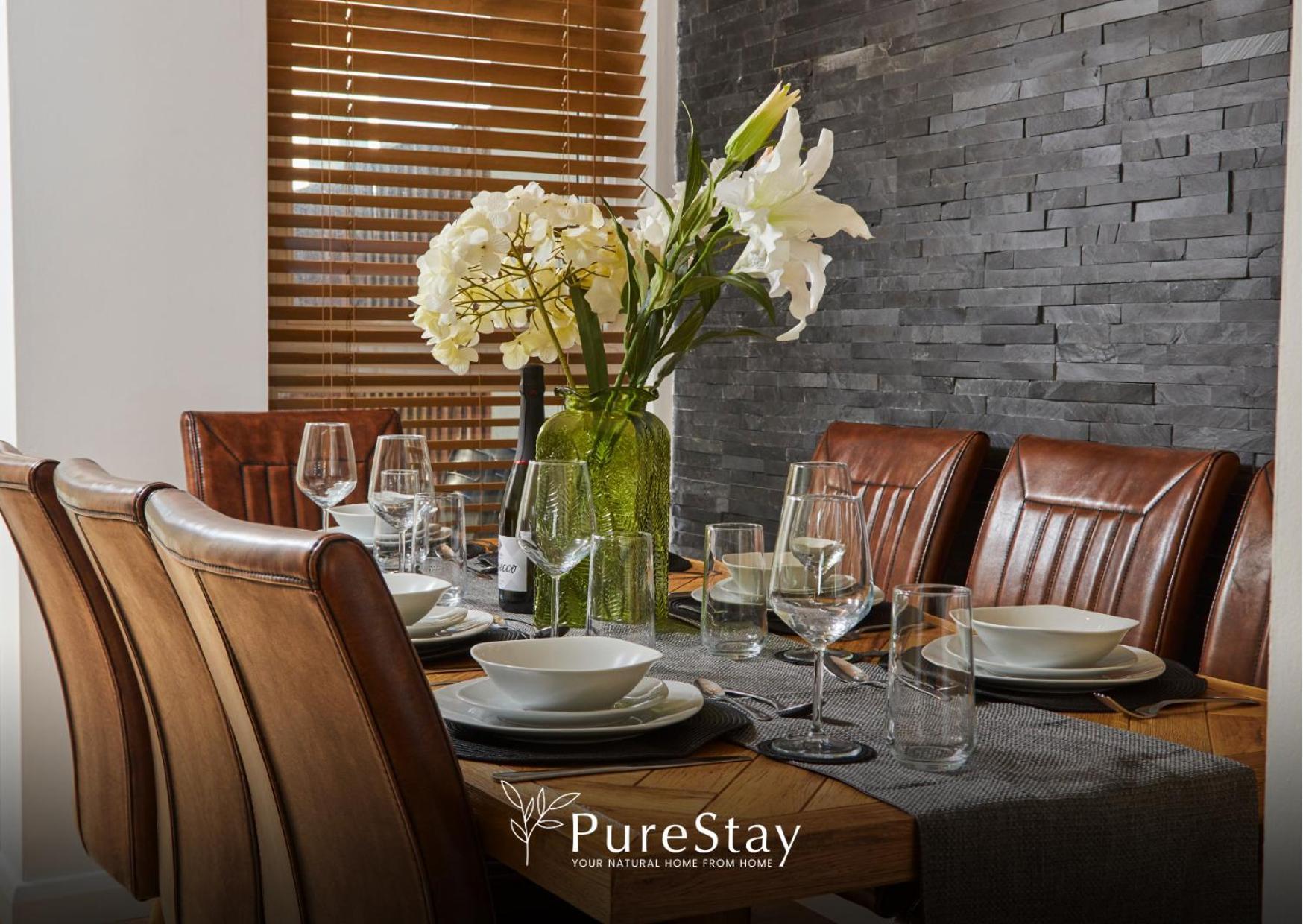 Superb House Manchester Near Etihad With Free Parking Sleeps 8 Экстерьер фото